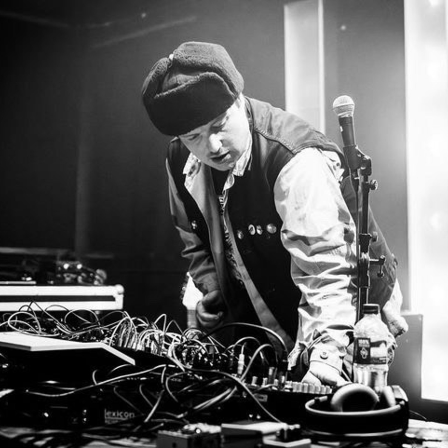 CHAOS INTERNATIONAL + ALAN HARMAN